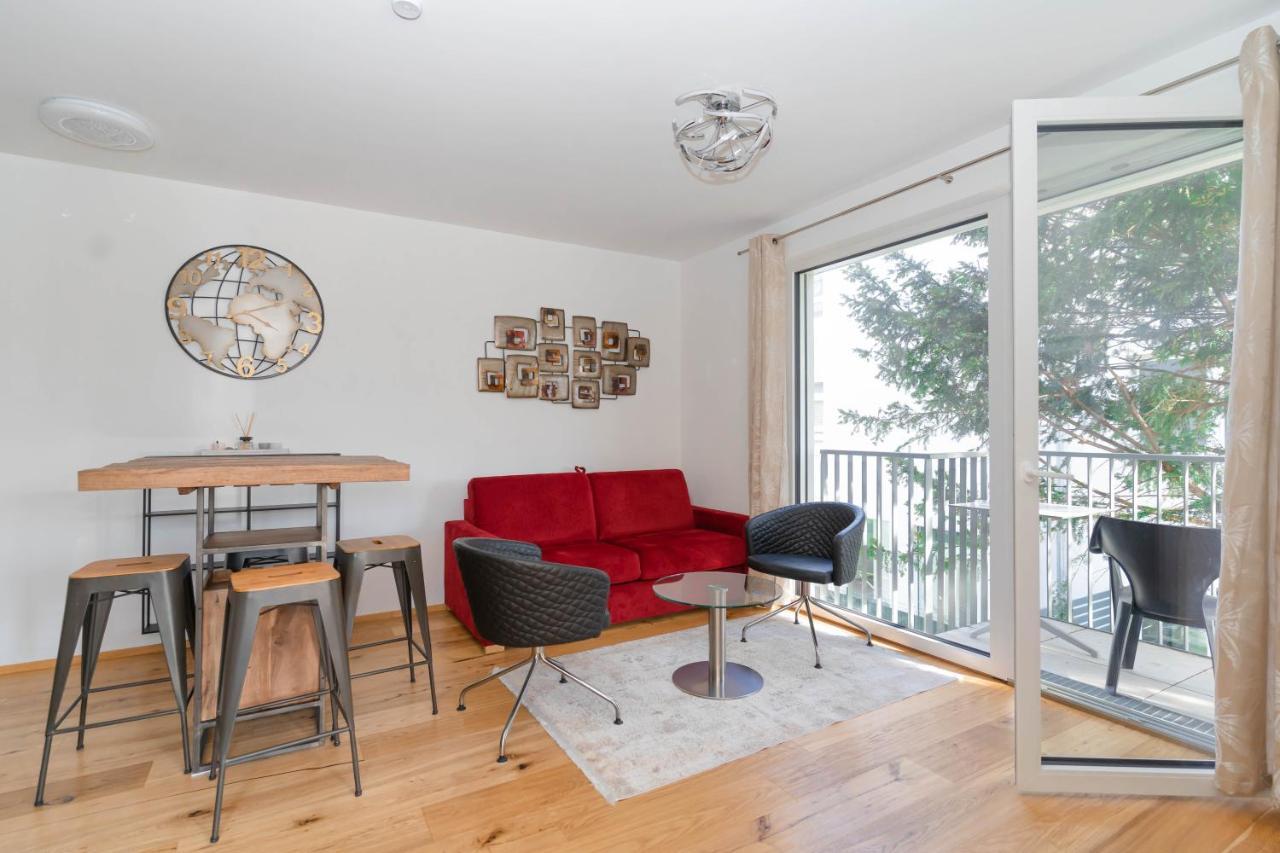 Luxurious Apartment With Big Balcony Near City Center ウィーン エクステリア 写真