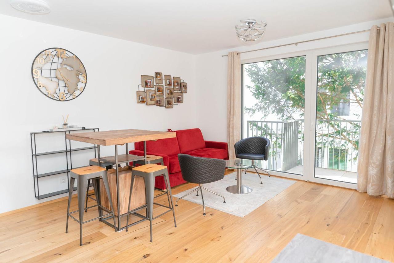 Luxurious Apartment With Big Balcony Near City Center ウィーン エクステリア 写真